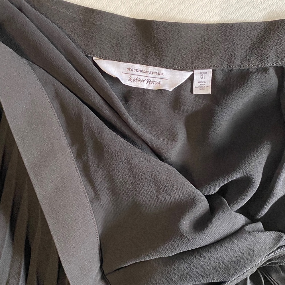 EUC & Other Stories Pleated See-through Midi Skirt - Picture 13 of 14
